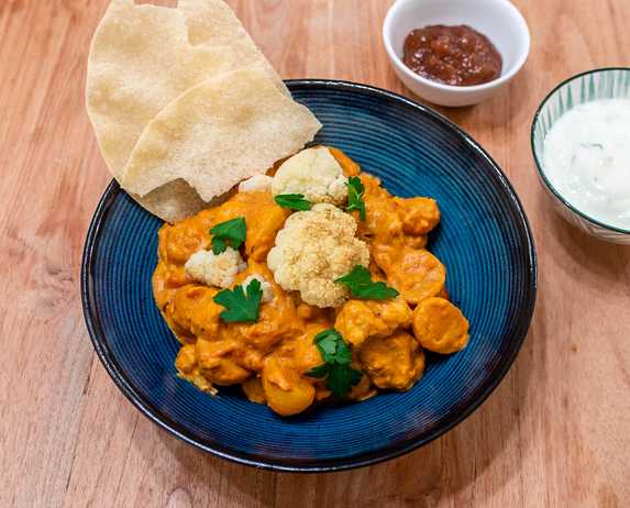 Curry met bloemkool en aardappel