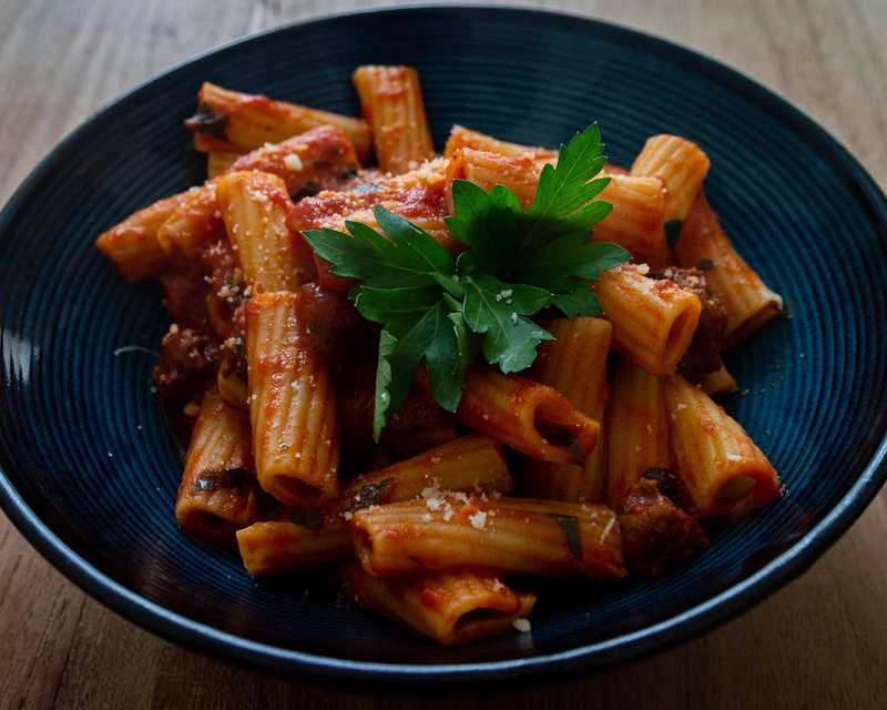 Pasta alla salsiccia